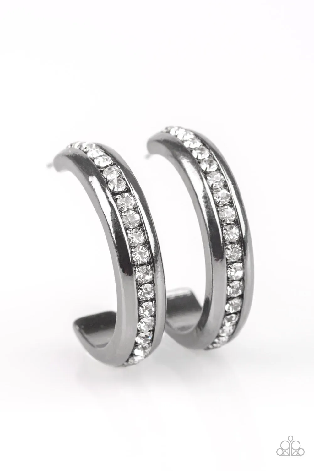 5th Avenue Fashionista - Black Paparazzi Earrings