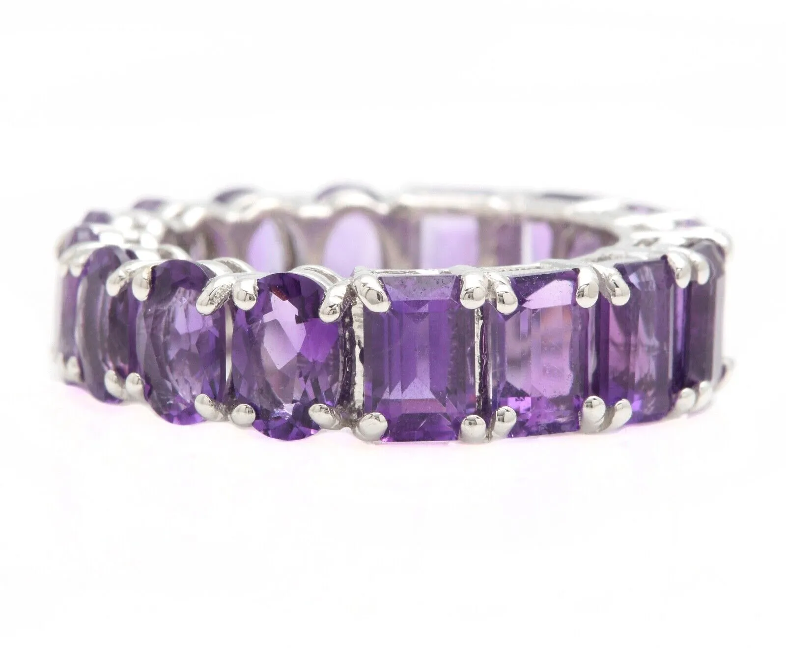 8.00 Carats Exquisite Natural Amethyst 14K Solid White Gold Ring
