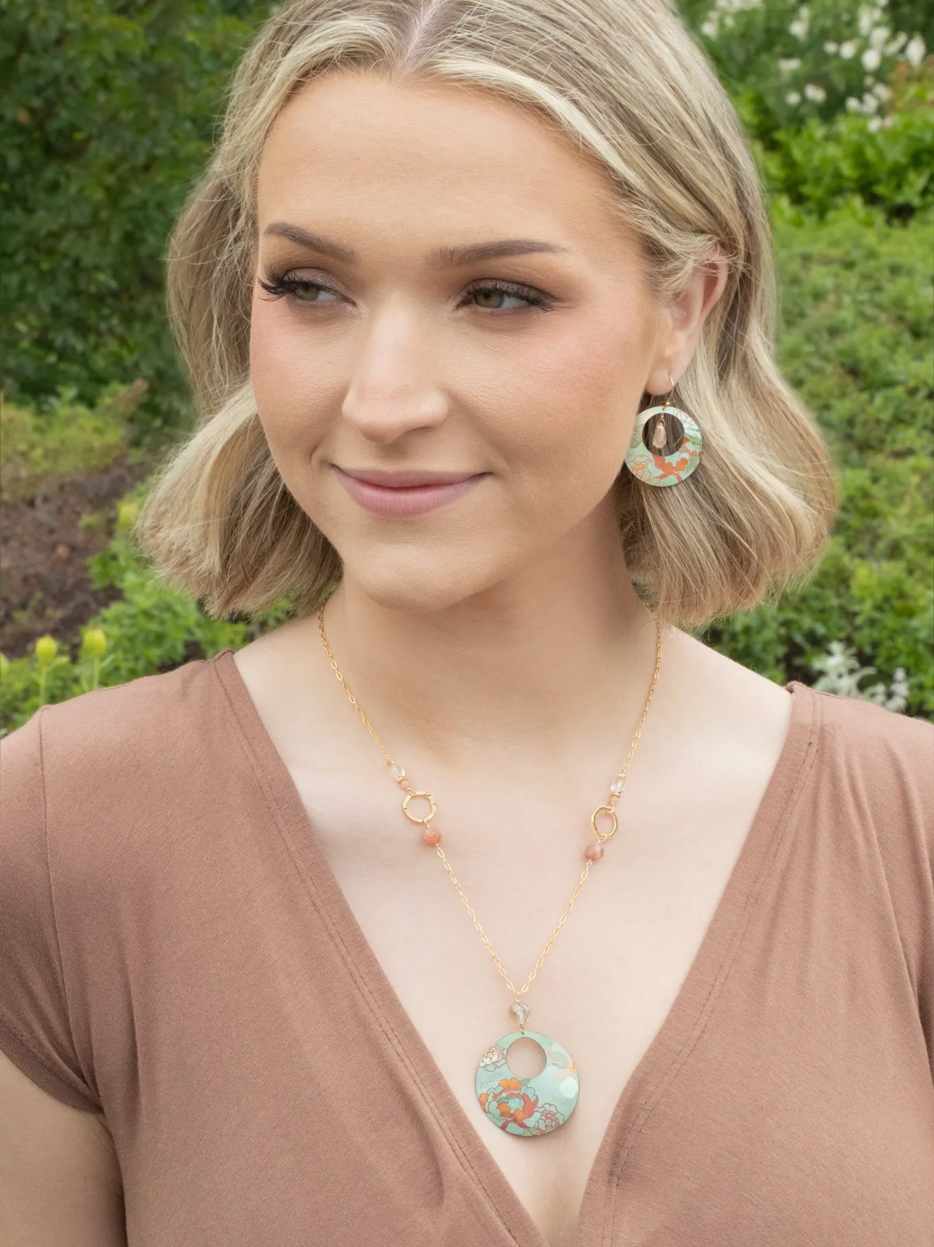 Blooming Coral Claire Pendant Necklace