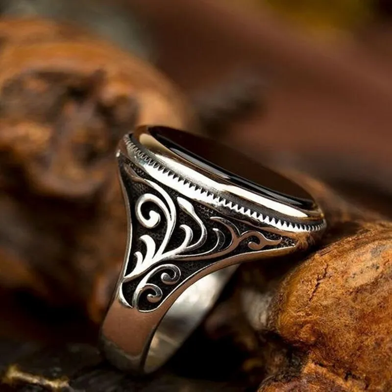 Chicmy-Craved Pattern Black Egg-shaped Crystal Silver Color Ring