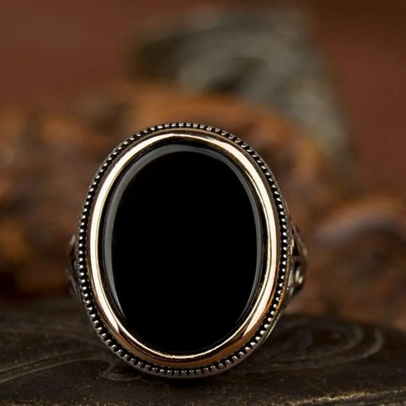 Chicmy-Craved Pattern Black Egg-shaped Crystal Silver Color Ring