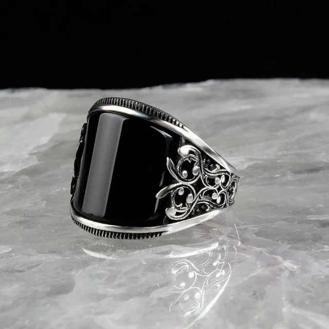 Chicmy-Craved Pattern Black Egg-shaped Crystal Silver Color Ring