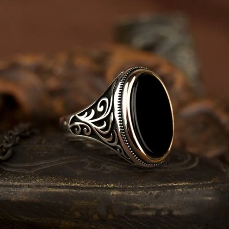 Chicmy-Craved Pattern Black Egg-shaped Crystal Silver Color Ring