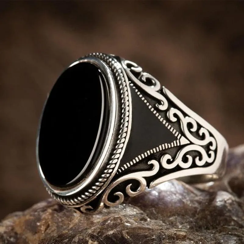 Chicmy-Craved Pattern Black Egg-shaped Crystal Silver Color Ring