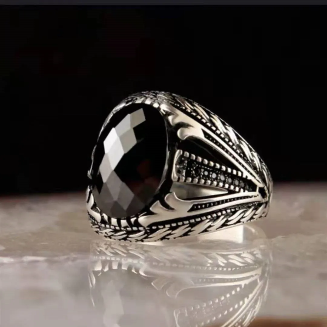 Chicmy-Craved Pattern Black Egg-shaped Crystal Silver Color Ring