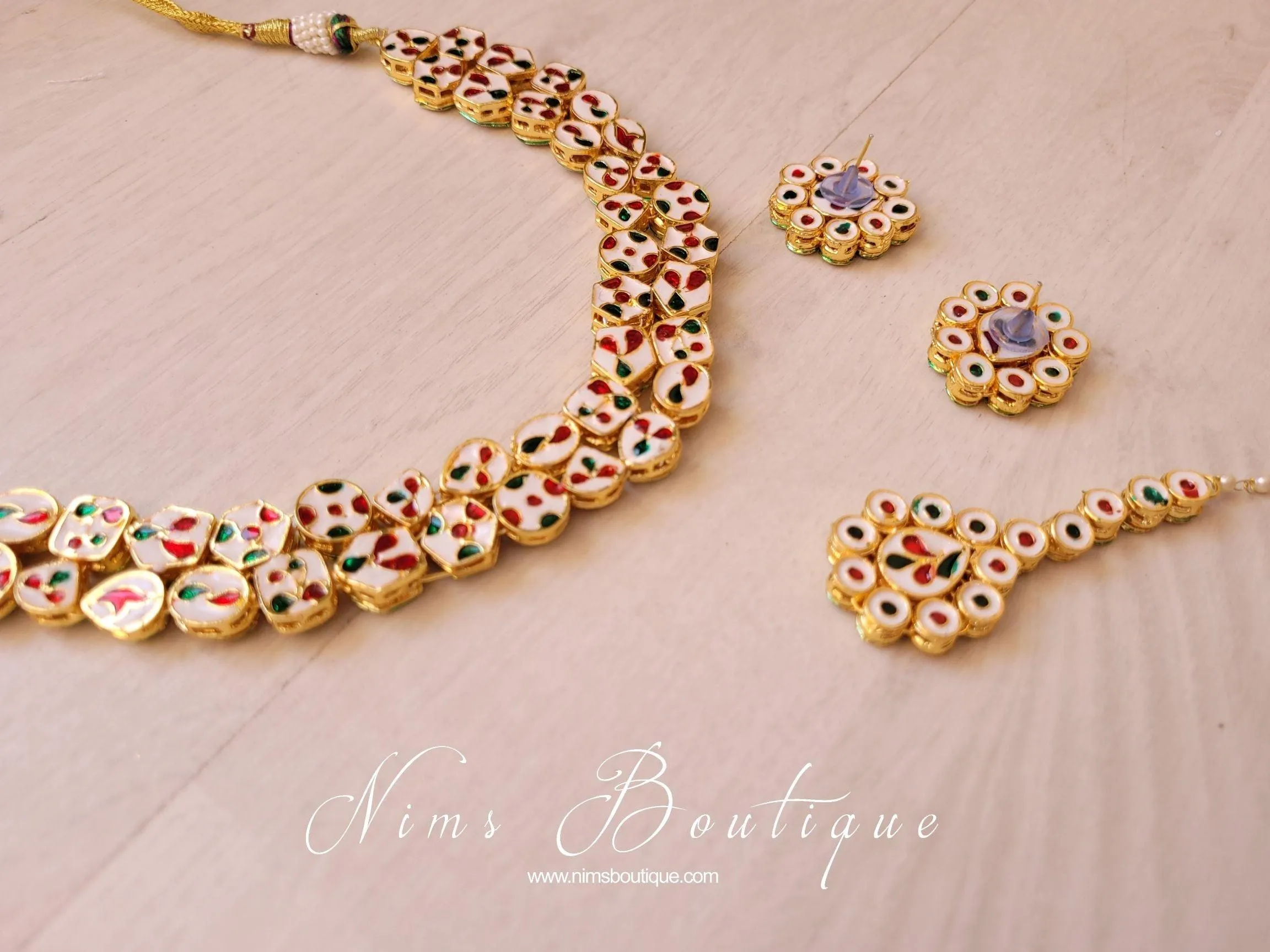 Classic Kundan Akira Set