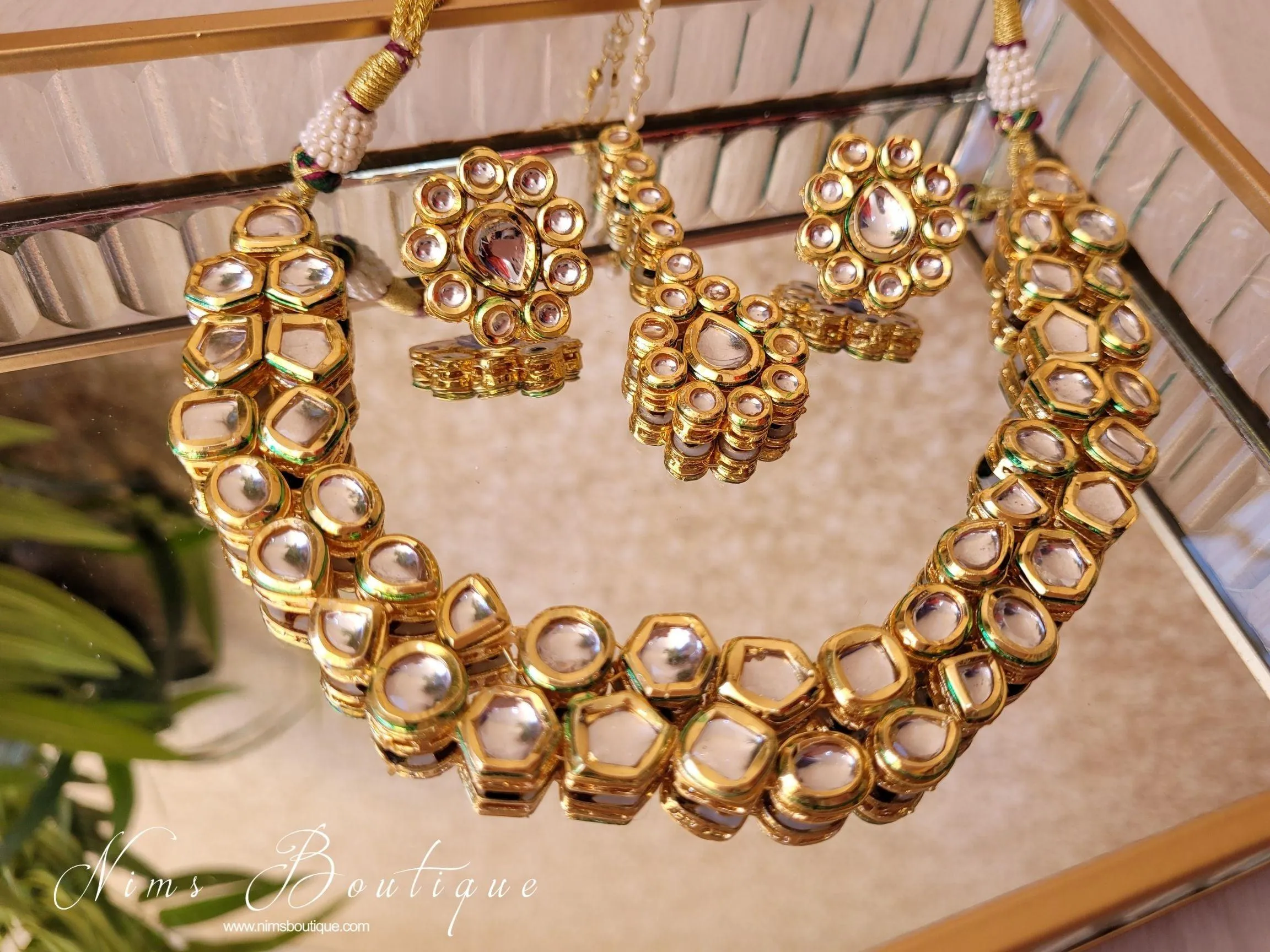 Classic Kundan Akira Set