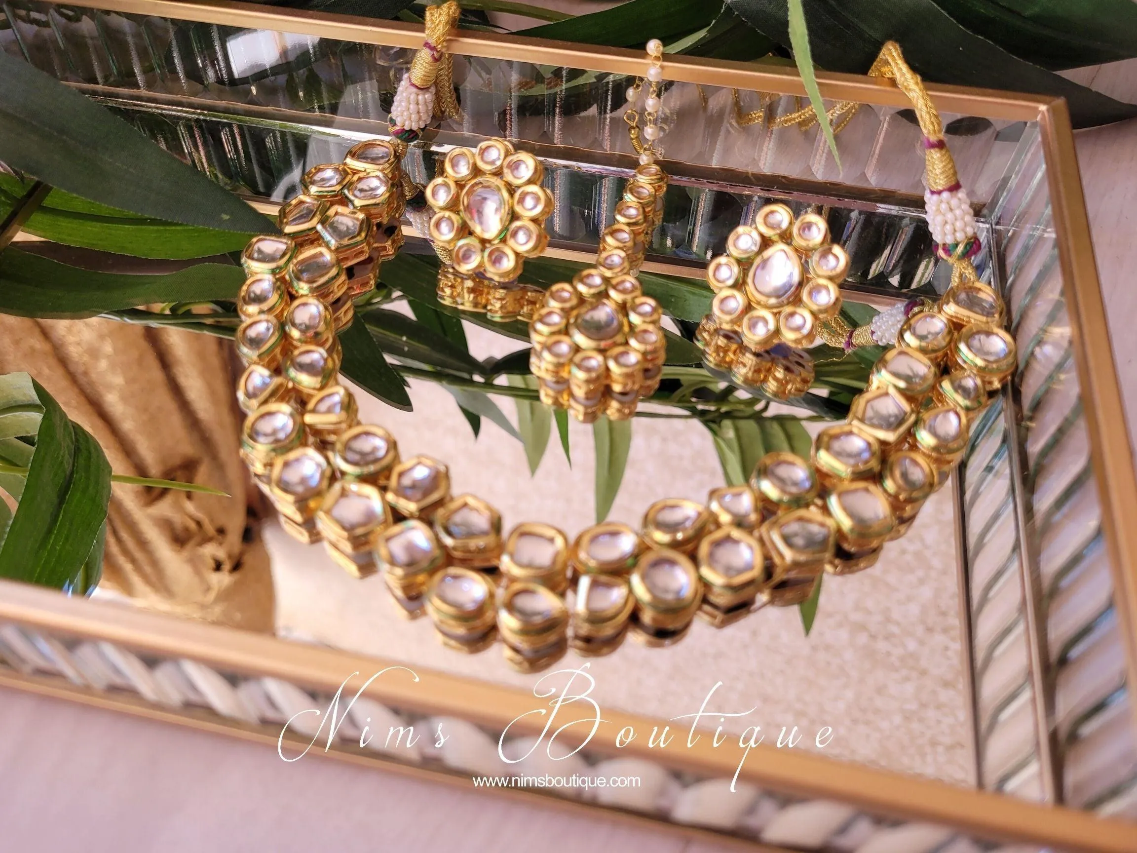 Classic Kundan Akira Set