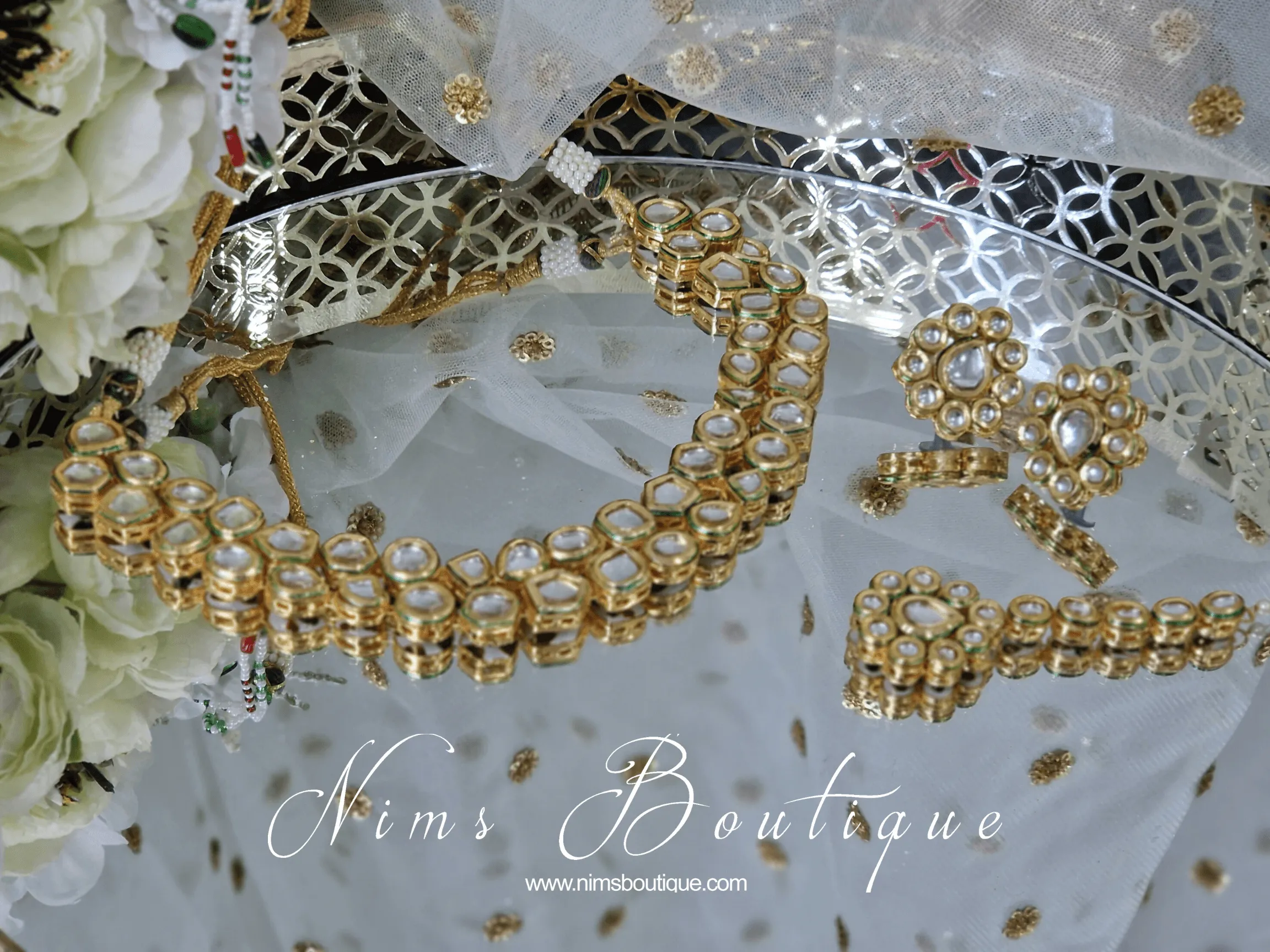 Classic Kundan Akira Set