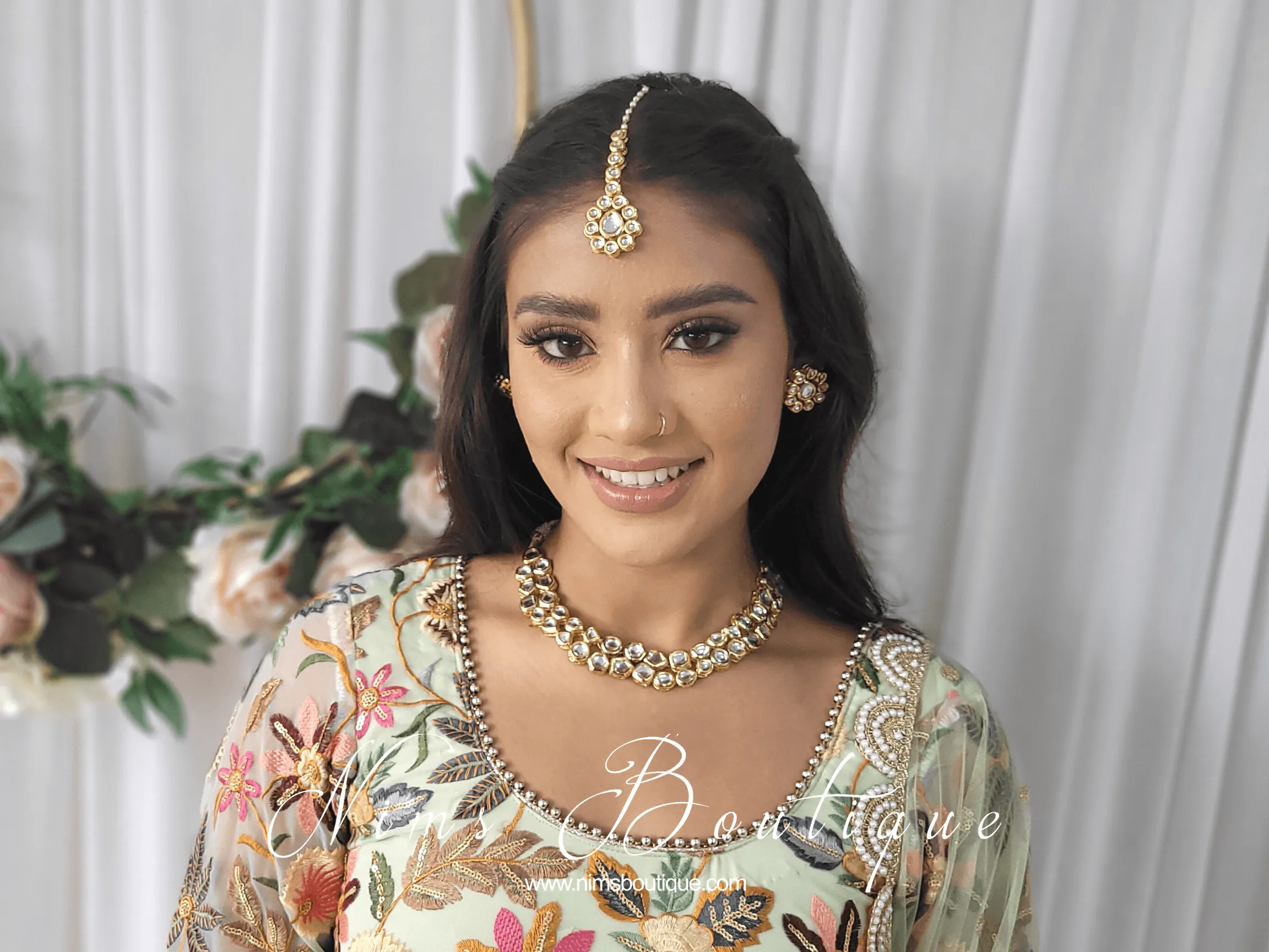 Classic Kundan Akira Set
