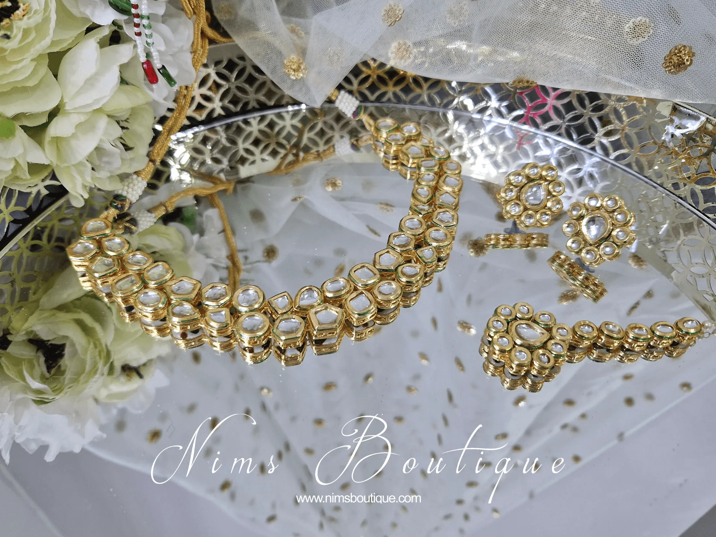 Classic Kundan Akira Set