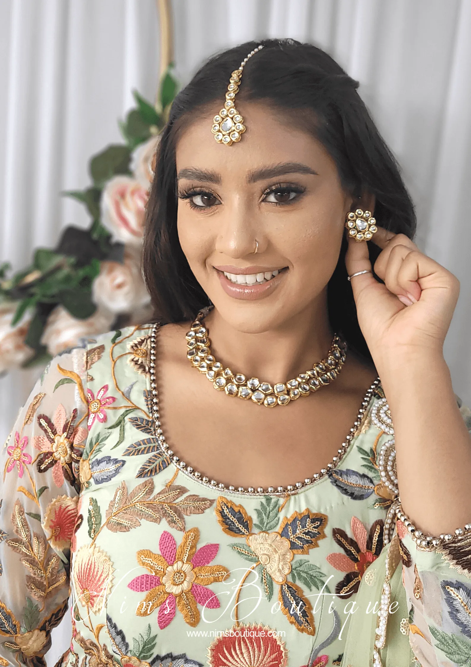 Classic Kundan Akira Set