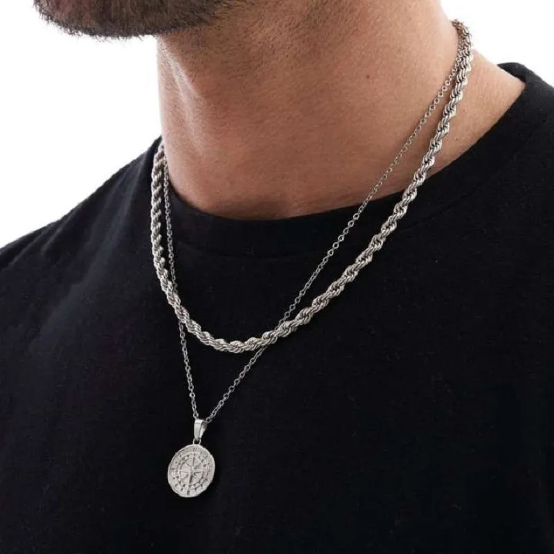 Dhia Compass Necklace