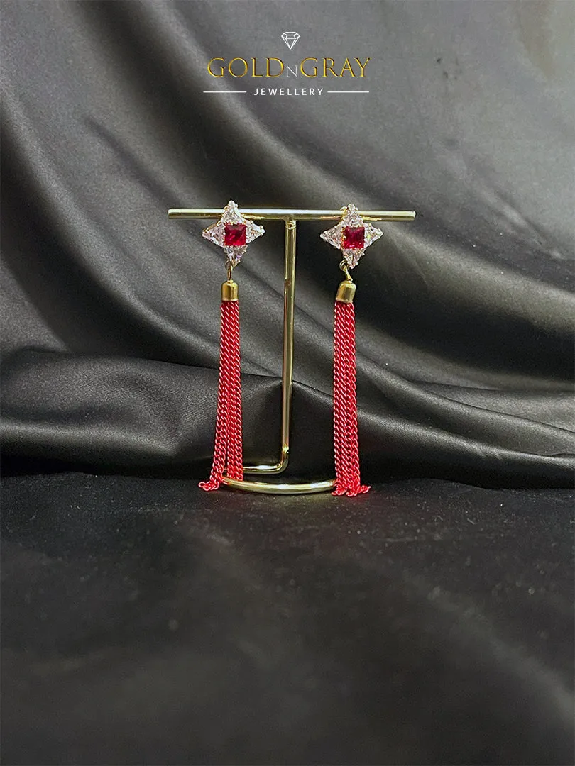 Diamond-Shaped Earrings with Elegant Chain Tassels by GOLDNGRAY