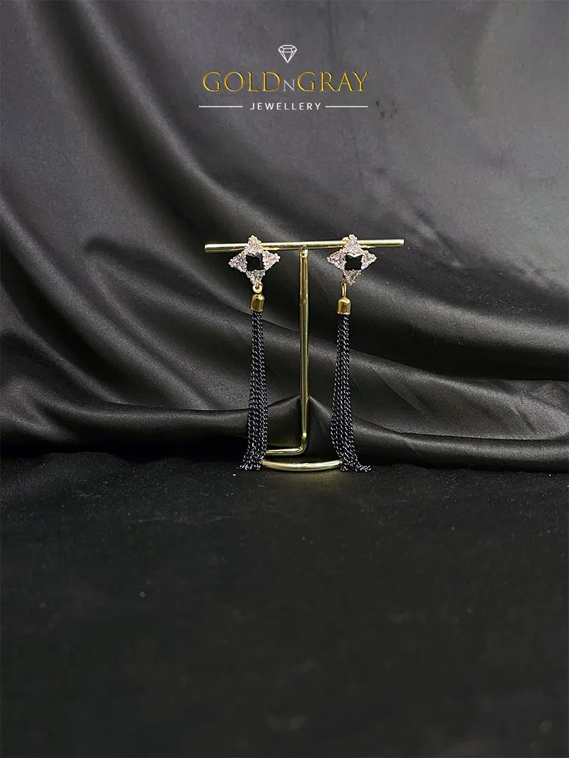 Diamond-Shaped Earrings with Elegant Chain Tassels by GOLDNGRAY