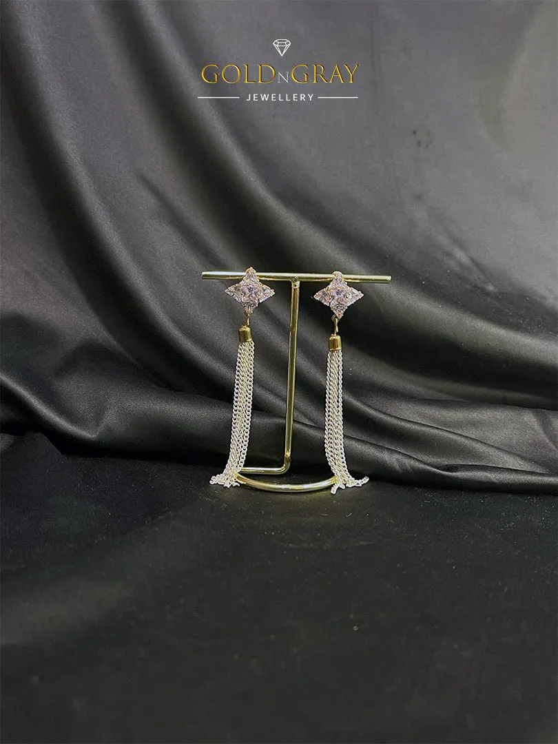 Diamond-Shaped Earrings with Elegant Chain Tassels by GOLDNGRAY
