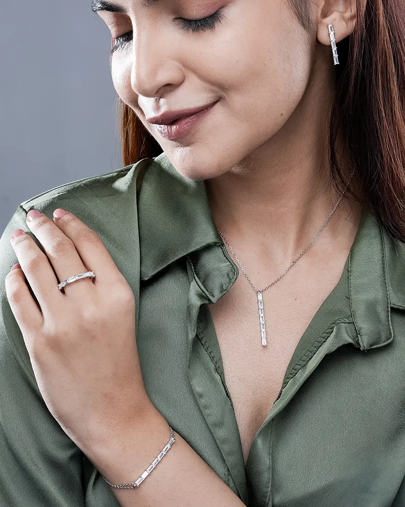 Elegant Sterling Silver Pendant Necklace Set