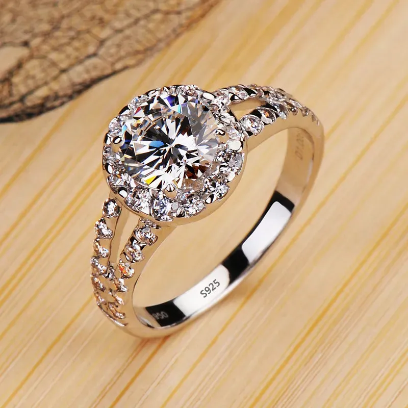 Elegant Women's Wedding Band rings