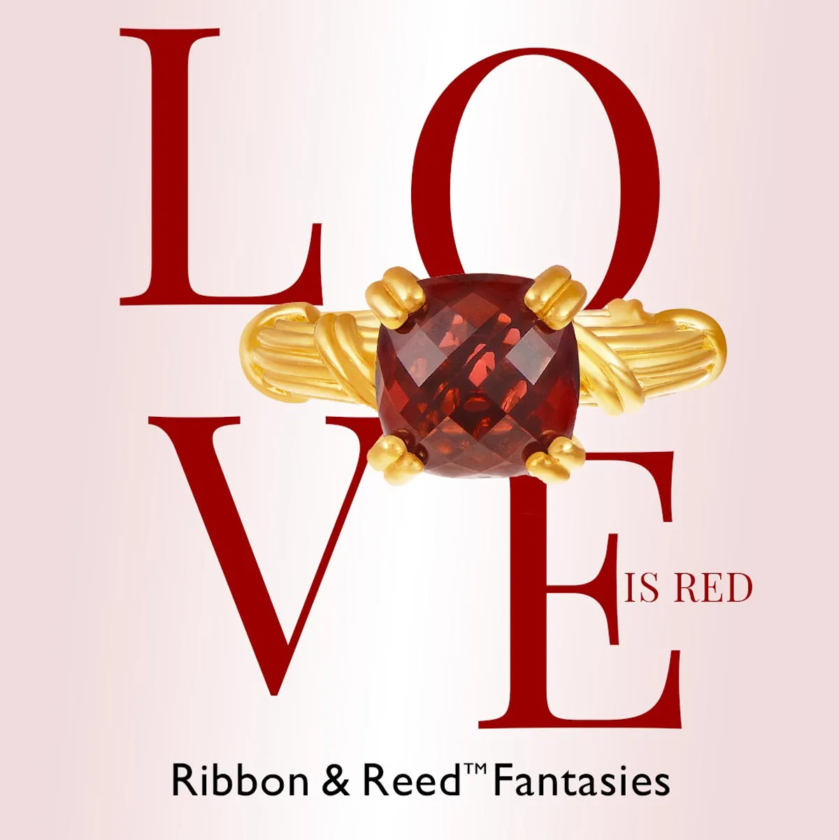 Fantasies Garnet Cocktail Ring in 18K yellow gold