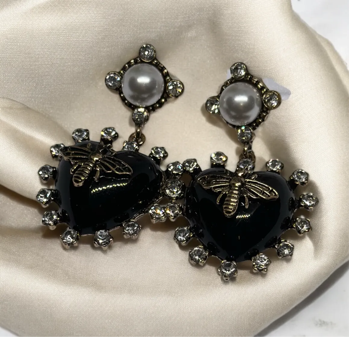 Fauna - Gold bee heart statement earrings with pearl| vintage style pearl rhinestone earrings | rhinestone dangle oversize earrings I