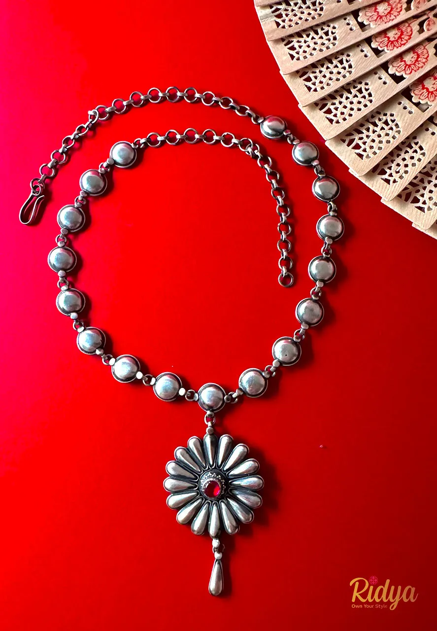 Floral Pendant Button Chain Elegant Necklace and Earrings Set