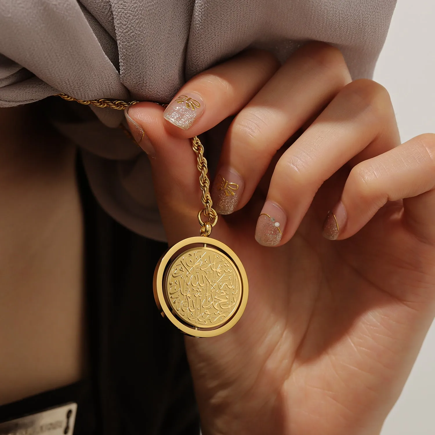 Islamic Calligraphy Pendants SN2887