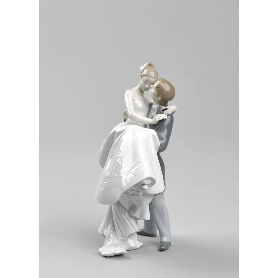 Lladro The Happiest Day Couple Figurine Type 356