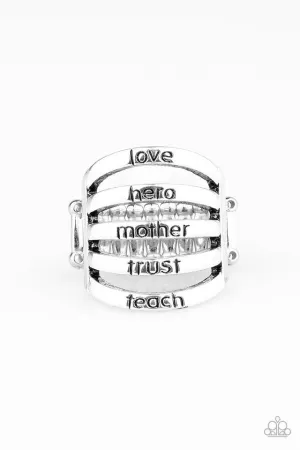 Paparazzi Ring ~ My Hero - Silver
