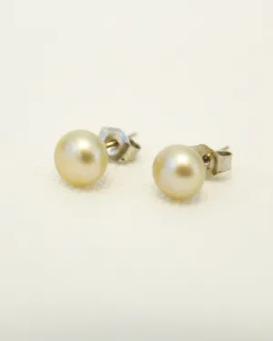 Pearl earrings