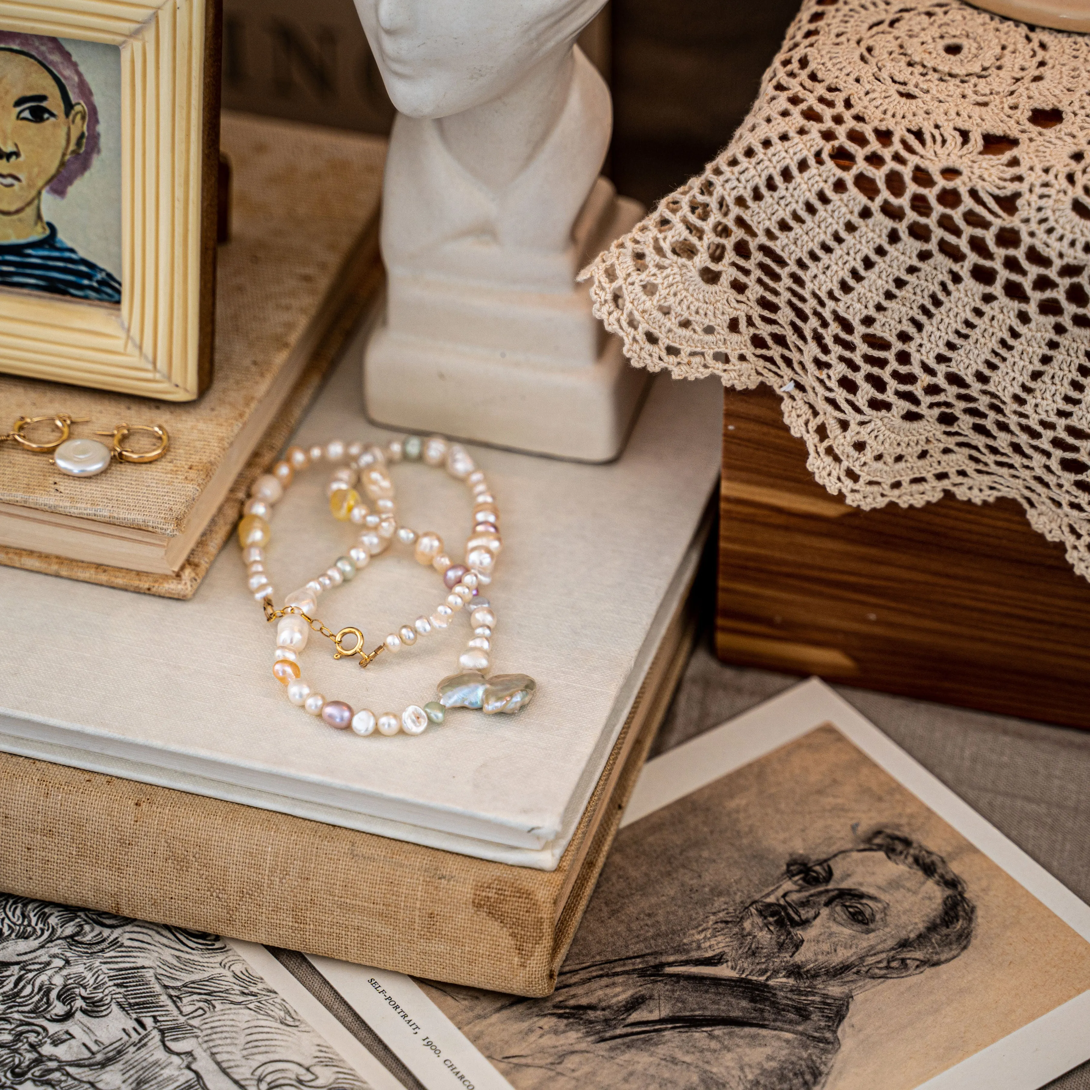 Protextor Parrish Valda Pearl Necklace in Gold