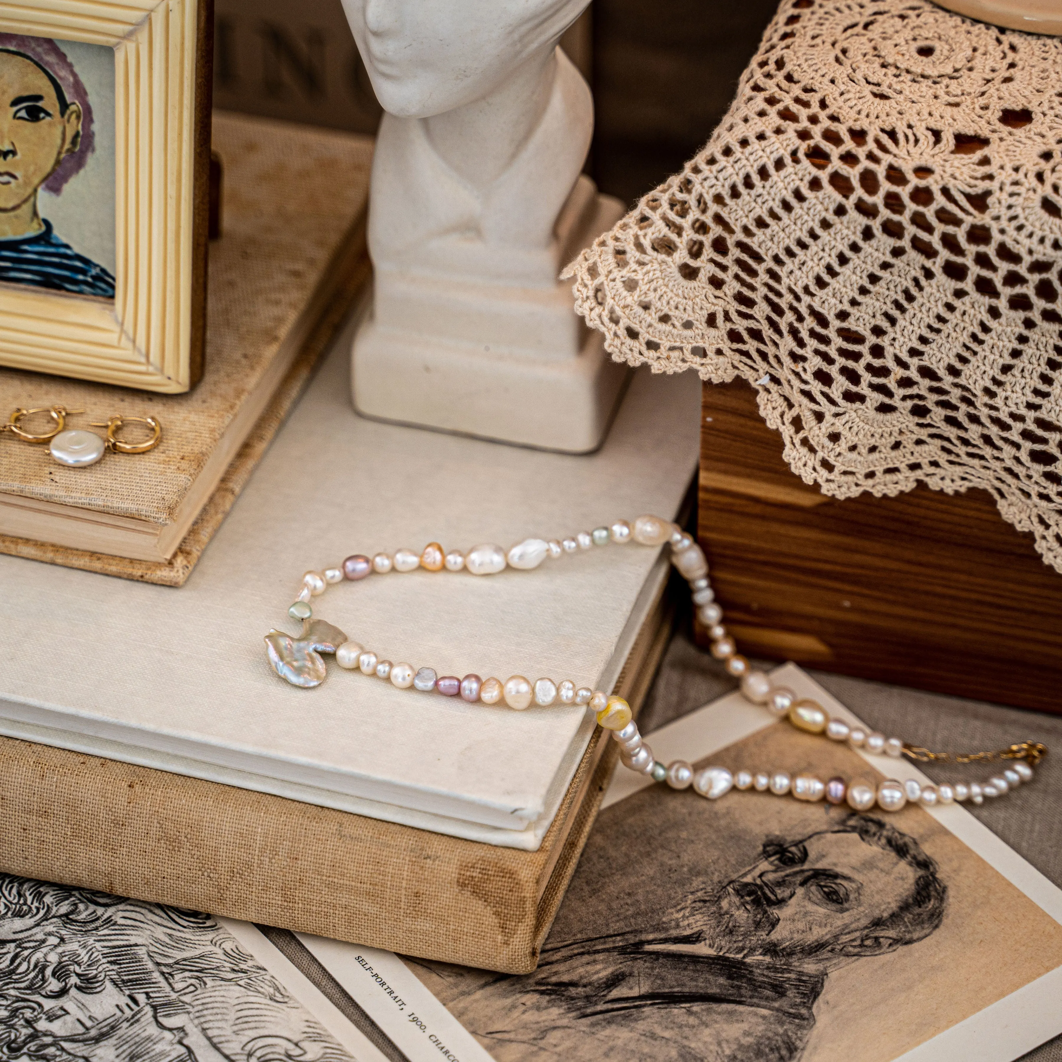 Protextor Parrish Valda Pearl Necklace in Gold