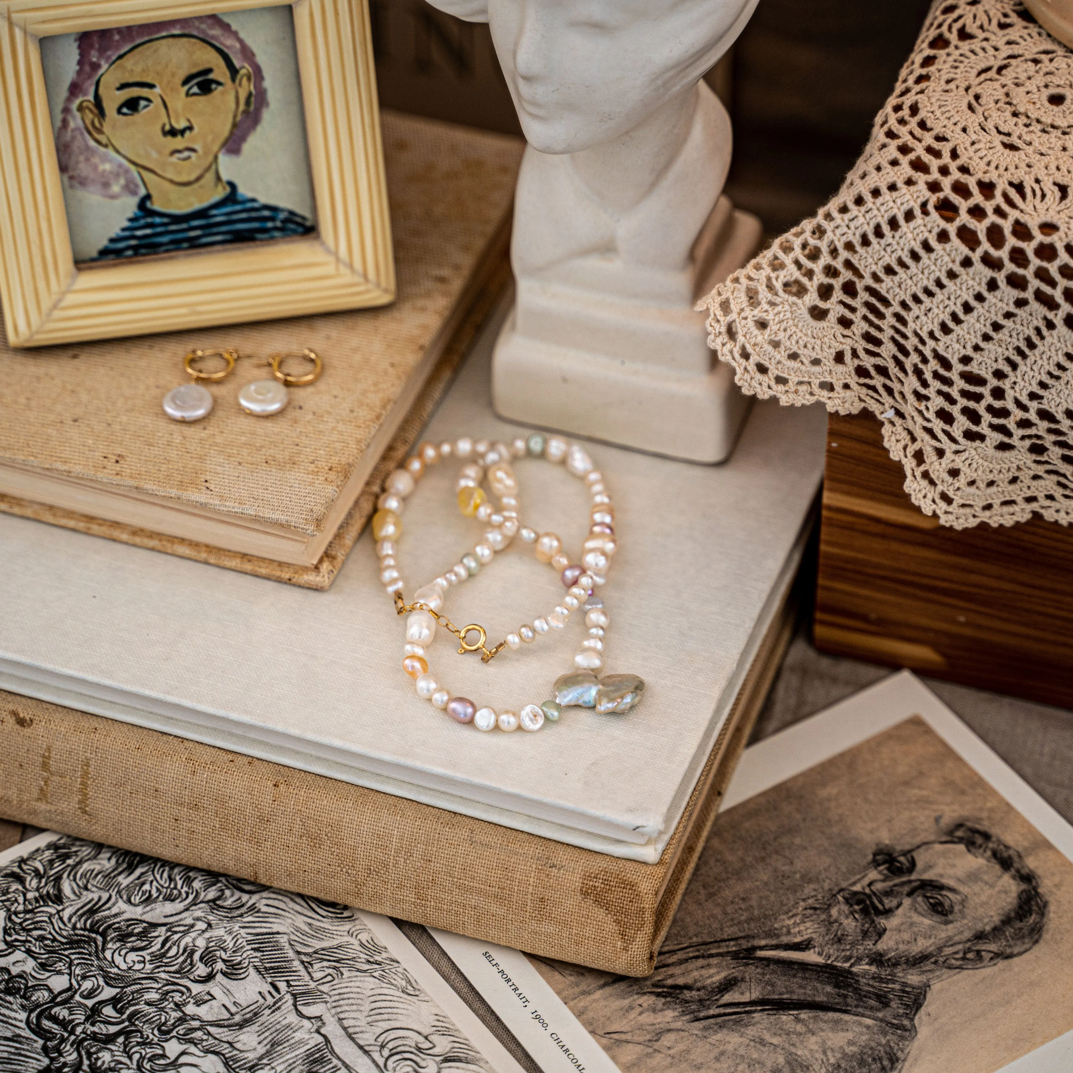 Protextor Parrish Valda Pearl Necklace in Gold