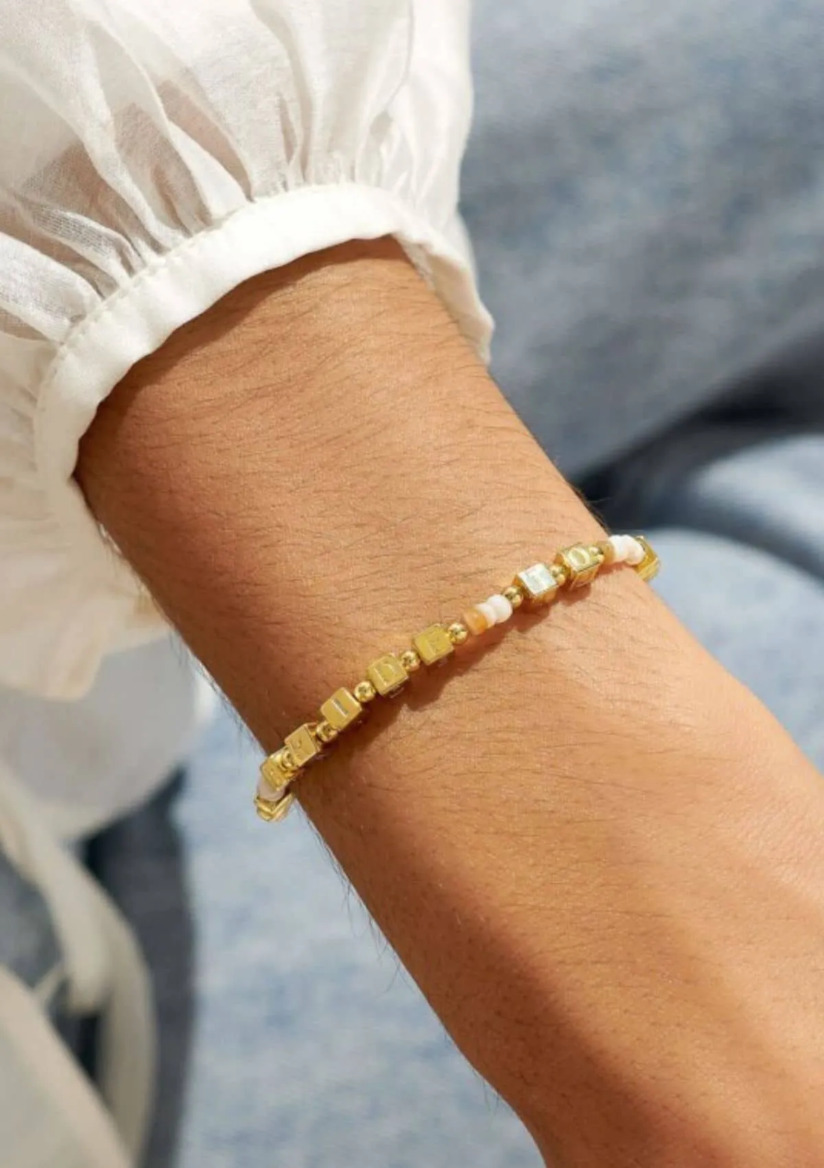 "Bride To Be" Gold Stretch Bracelet