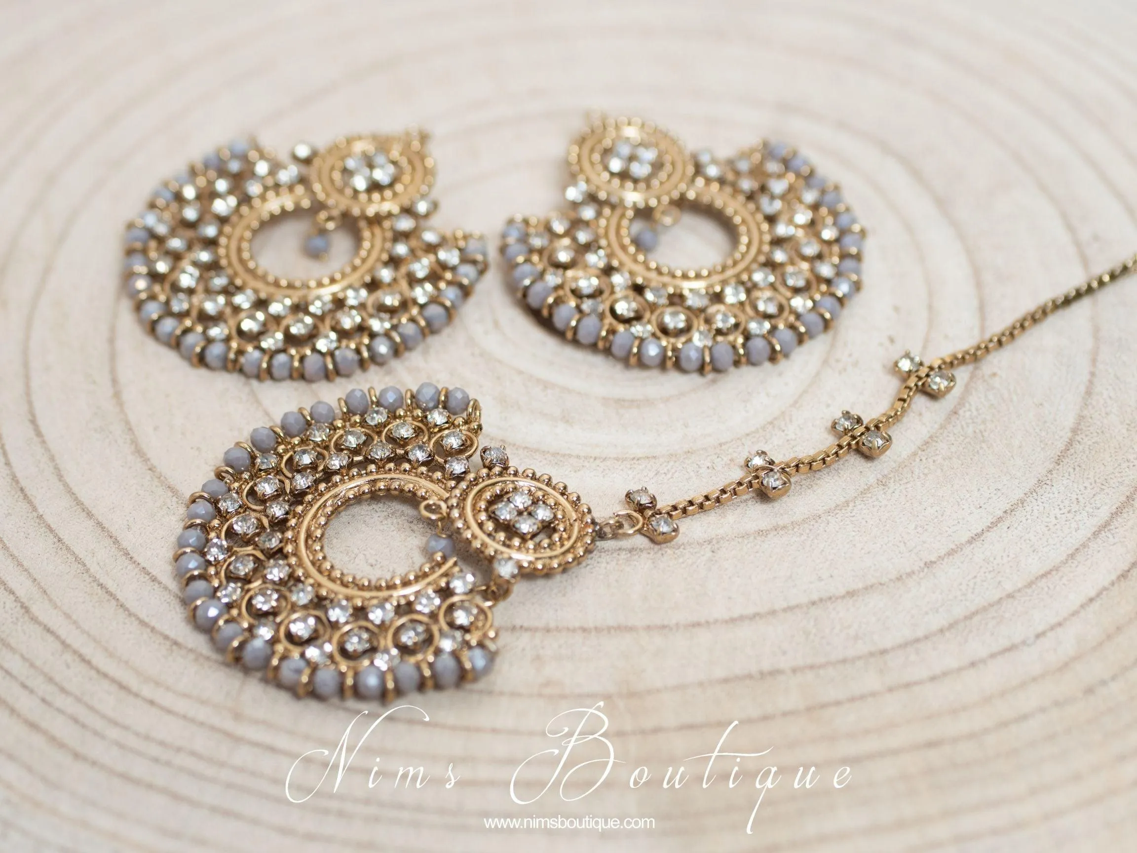 Royal Grey Chand Tikka Set