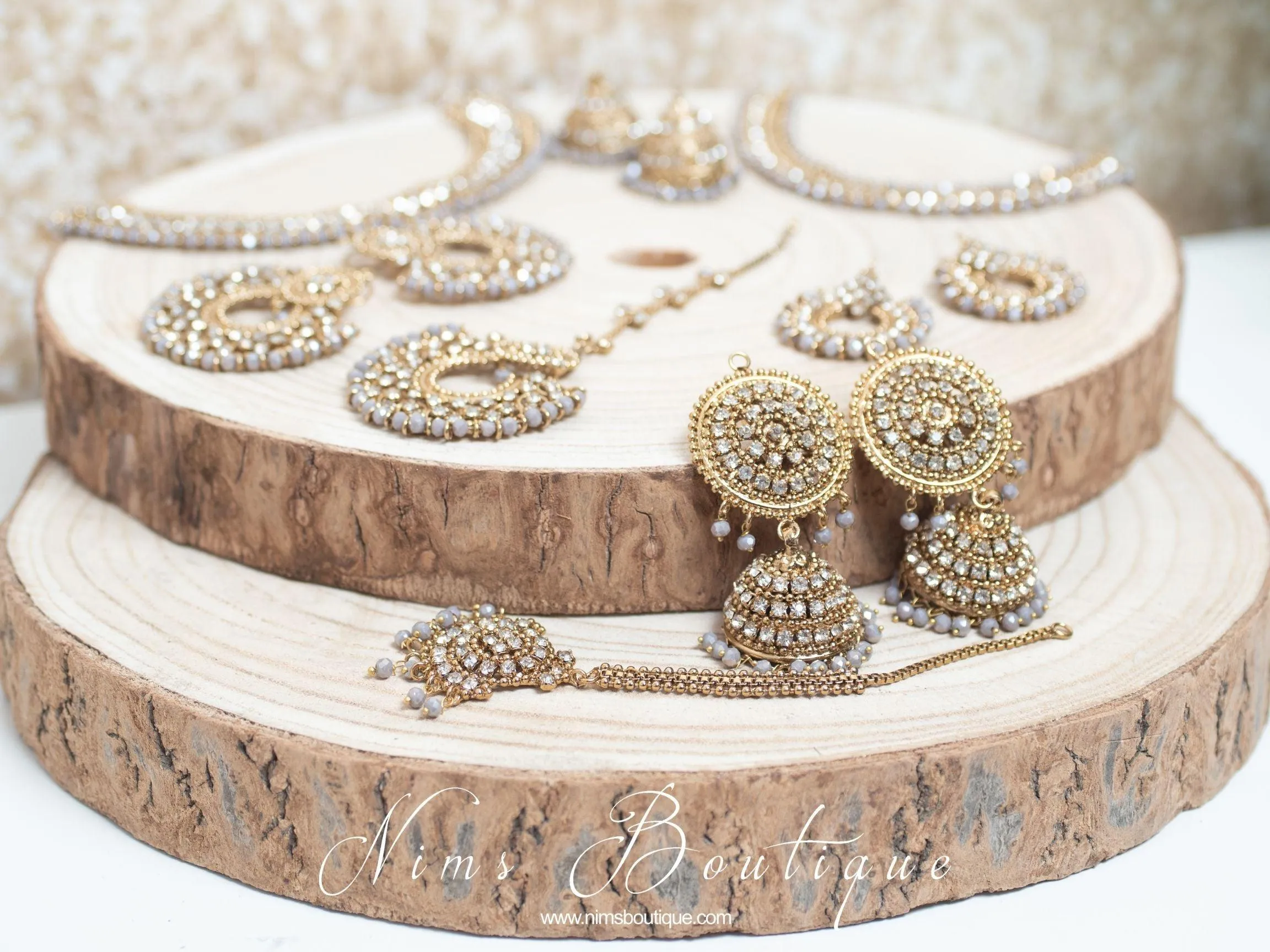 Royal Grey Chand Tikka Set