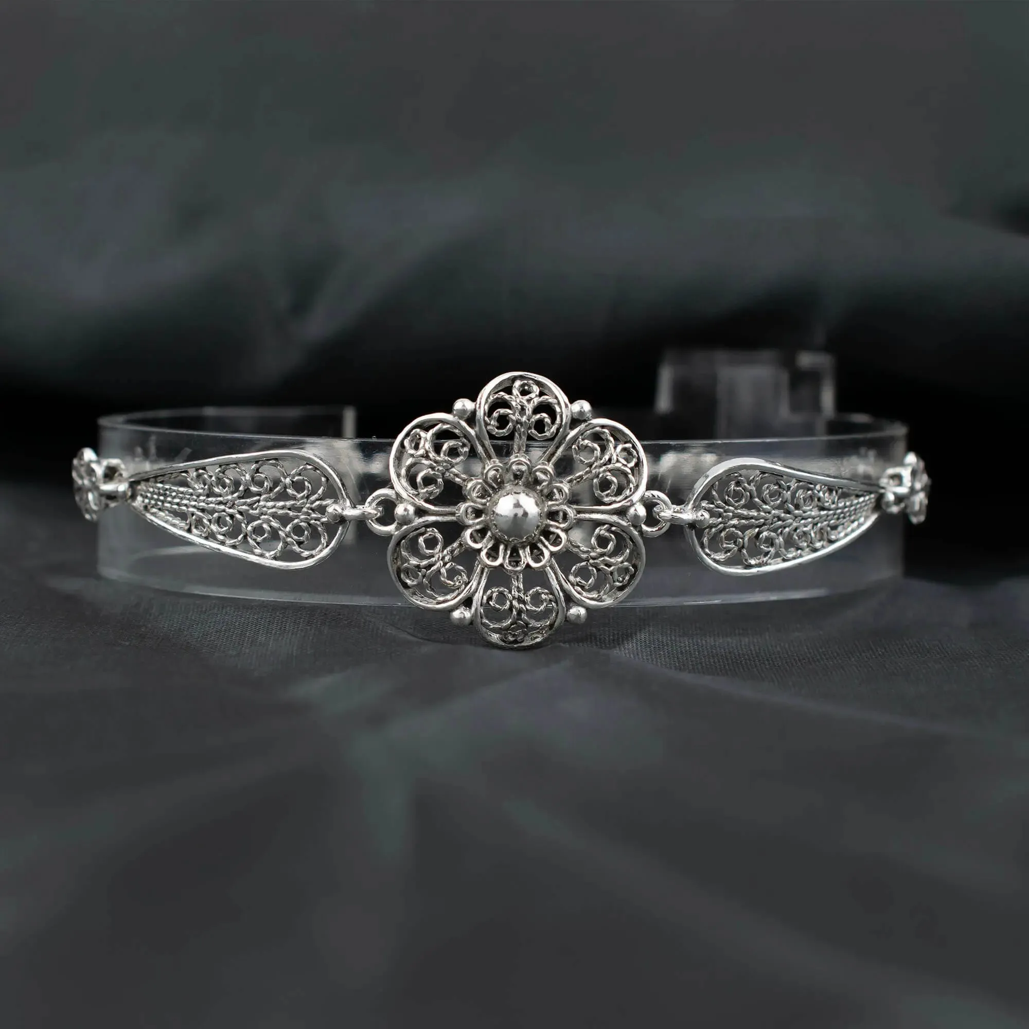 Sterling Silver Filigree Art Daisy Flower Design Woman Link Bracelet