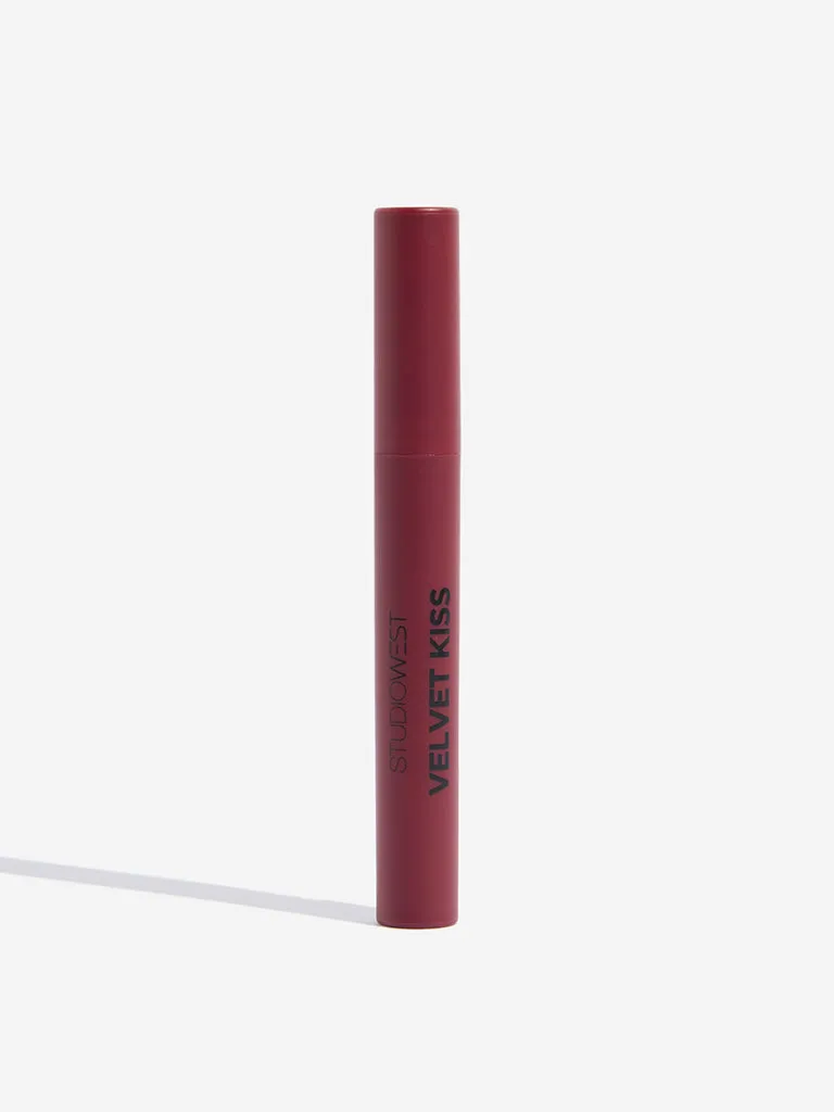 Studiowest Velvet Kiss Slim Stick Ruby Desire BE02 Lipstick - 2 gm