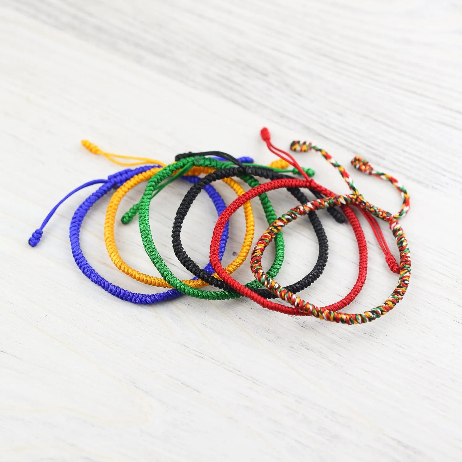Tibetan Traditions Blue Knotted Bracelet