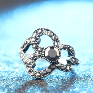 Vintage Jewelry Engagement Rings For Women with Mosaic Gray Crystal in Silver Color